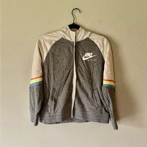 NWT!! Nike Junior’s Lightweight Retro-Style Jacket. XL.